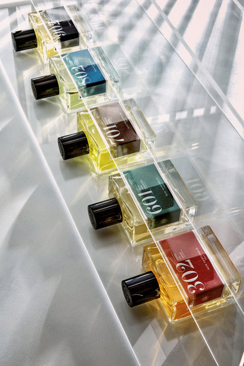 Bon Parfumeur Brand Visuals 10 Duftfamilen mit ausdrucksstarken Farben und einem einzigartigem Nummerierungskonzept