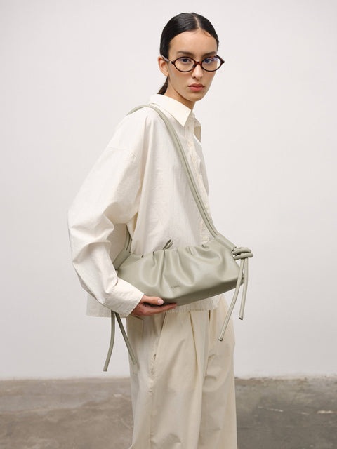 ÖLEND Dumpling Bag Suede - dust pink