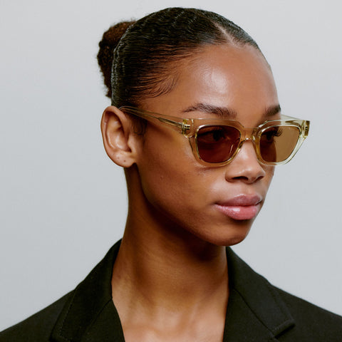 A.KJAERBEDE_KAWS_KL2310_ECRU_TRANSPARENT