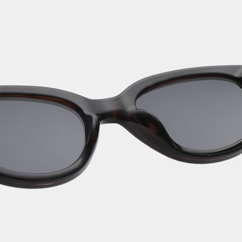 A.Kjærbede Sonnenbrille Winnie 18315 in der Farbe Black