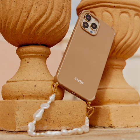 Ateljé recycled Caramel iPhone Case with Beach Walk Cord