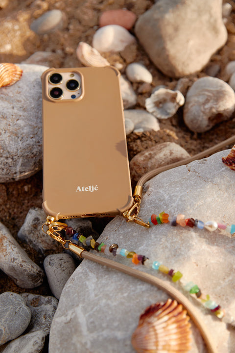 Ateljé Caramel recycled iPhone Case with Rocky Road Cord and Dune Cord