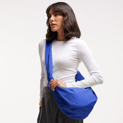 GOT BAG Moon Bag Ruffle - cobalt monochrome