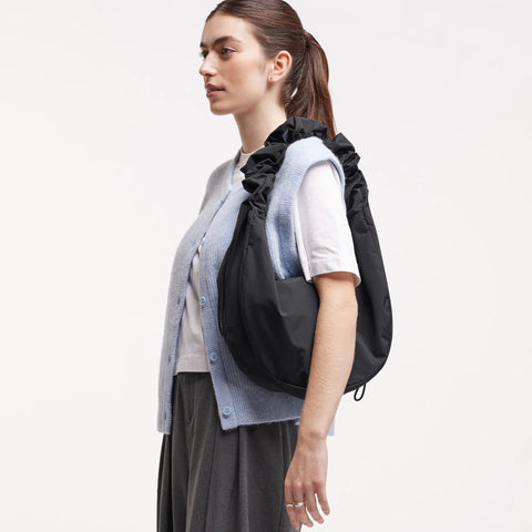 GOT BAG Moon Bag Ruffle - black monochrome