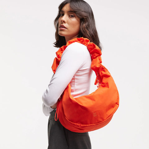 GOT BAG Moon Bag Ruffle - hot coral monochrome