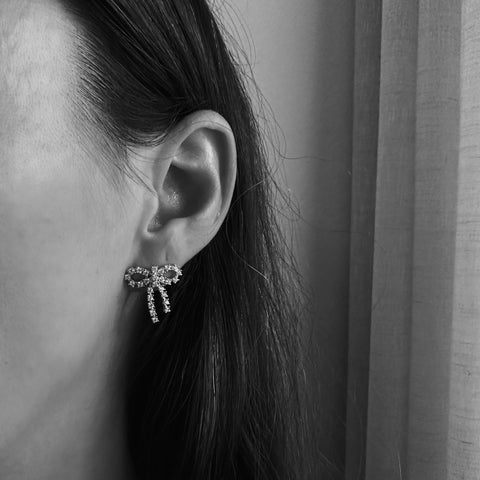 PICO COPENHAGEN Arco Small Crystal Studs gold
