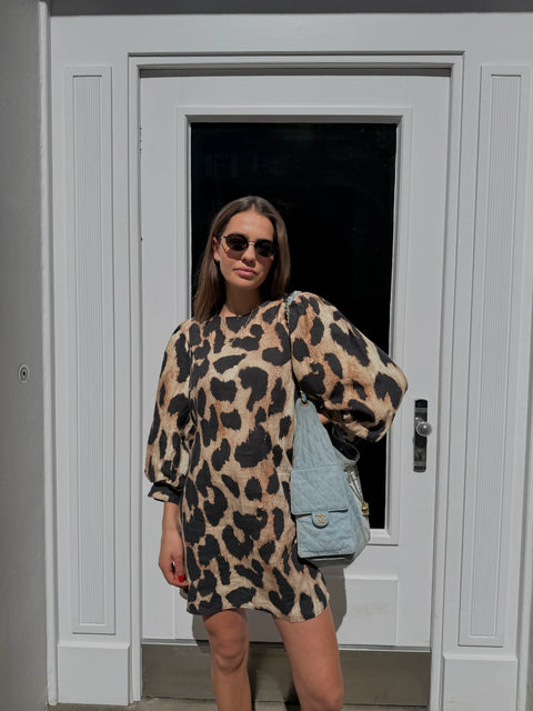 SOHO STUDIOS BELLA LEO LINEN DRESS