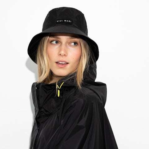 VIVI MARI Bucket Hat solid black