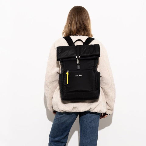 VIVI MARI Padded Backpack Medium - black