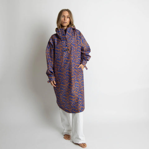 VIVI MARI Raincoat Leo splashes electric blue/caramel