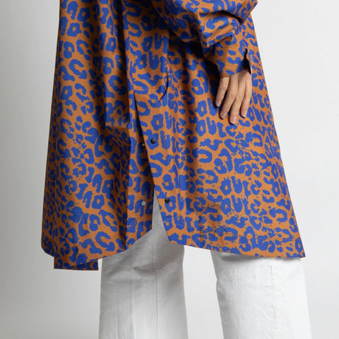 VIVI MARI Raincoat Leo splashes electric blue/caramel