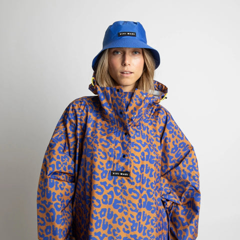 VIVI MARI Raincoat Leo splashes electric blue/caramel