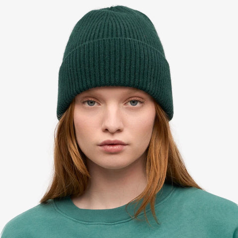 COLORFUL STANDARD Merino Wool Beanie emerald green