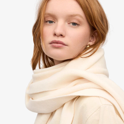 COLORFUL STANDARD Merino Wool Scarf optical white