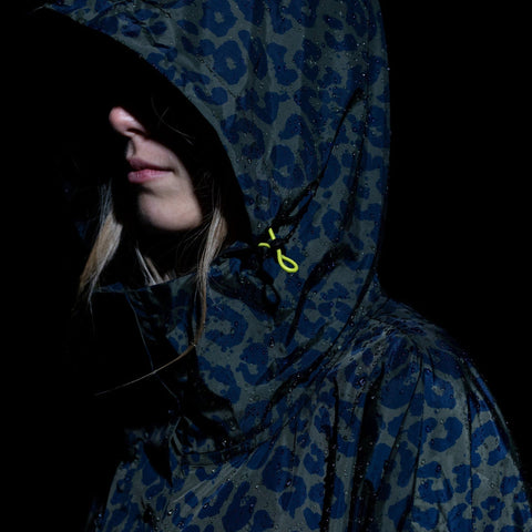 VIVI MARI RAINCOAT LEO SPLASHES NAVY/OLIVE
