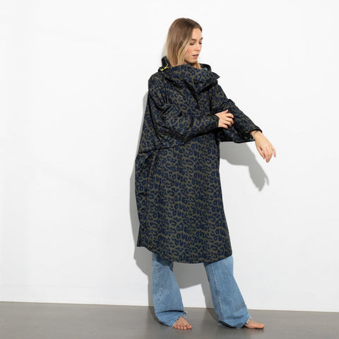 VIVI MARI RAINCOAT LEO SPLASHES NAVY/OLIVE