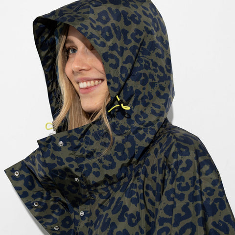 VIVI MARI RAINCOAT LEO SPLASHES NAVY/OLIVE