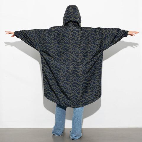 VIVI MARI RAINCOAT LEO SPLASHES NAVY/OLIVE
