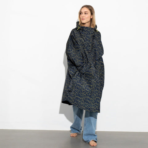 VIVI MARI RAINCOAT LEO SPLASHES NAVY/OLIVE