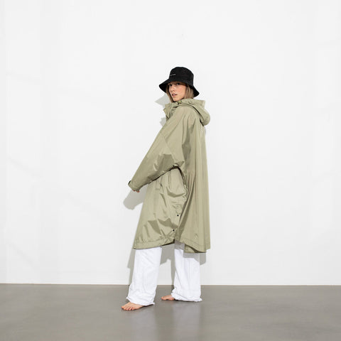 VIVI MARI RAINCOAT SOLID PALE OLIVE