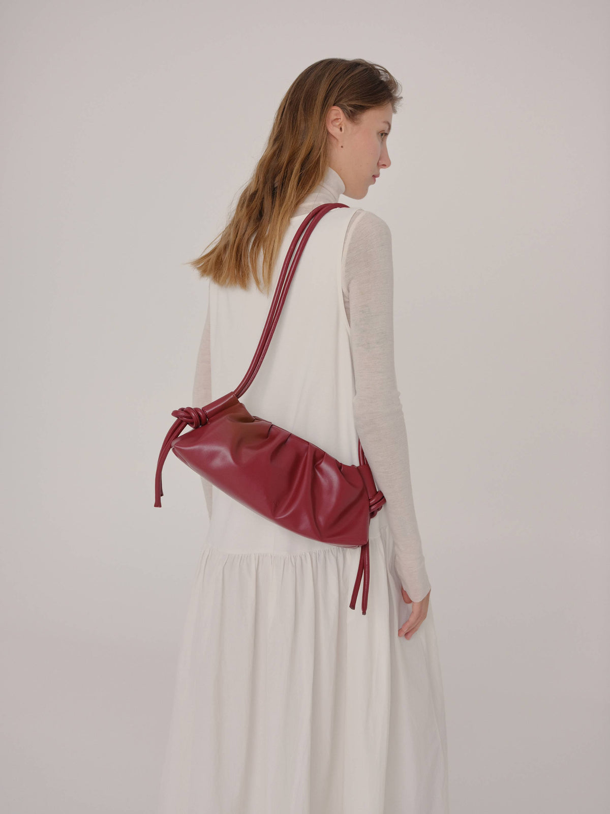 ÖLEND Dumpling Bag - cherry red