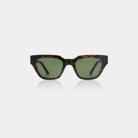 A.Kjærbede Sonnenbrille Kaws KL2310 in der Farbe Demi Tortoise