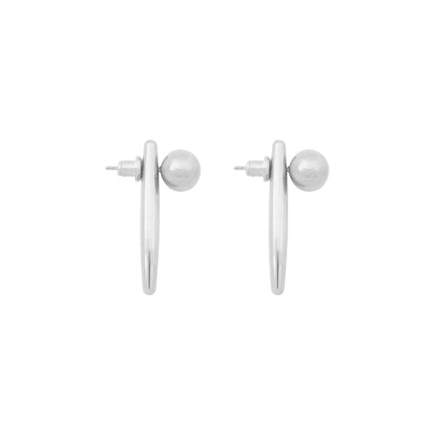 BANDHU Conflicting earrings