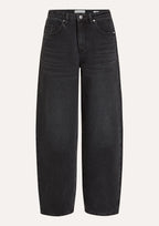 CIRCLE OF TRUST Aria Jeans | Barrel Fit Nero Wash