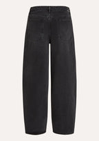CIRCLE OF TRUST Aria Jeans | Barrel Fit Nero Wash