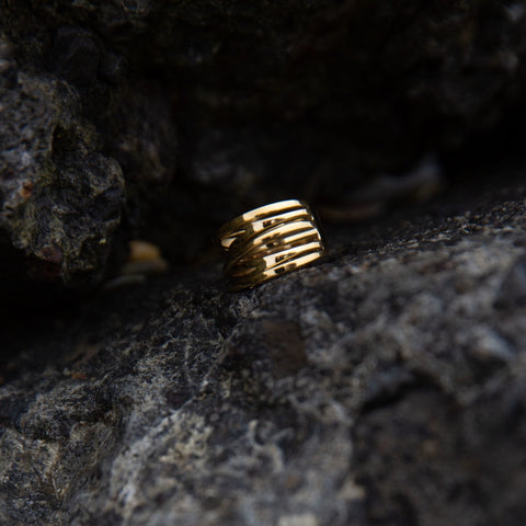 Bandhu Coil Ring gold