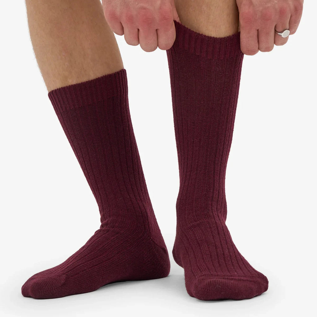 COLORFUL STANDARD Merino Wool Blend Sock oxblood red
