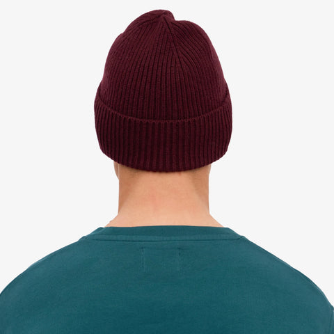 COLORFUL STANDARD Merino Wool Beanie oxblood red