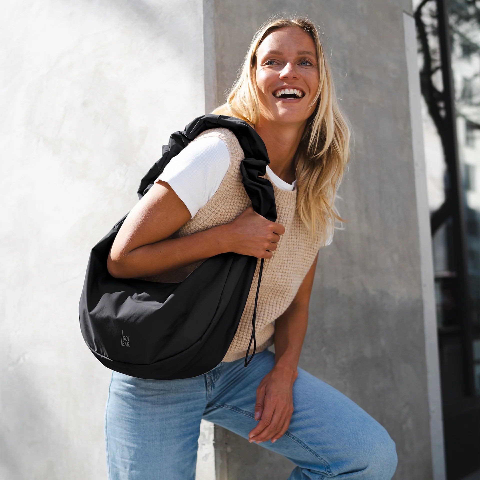 GOT BAG Moon Bag Ruffle - black monochrome