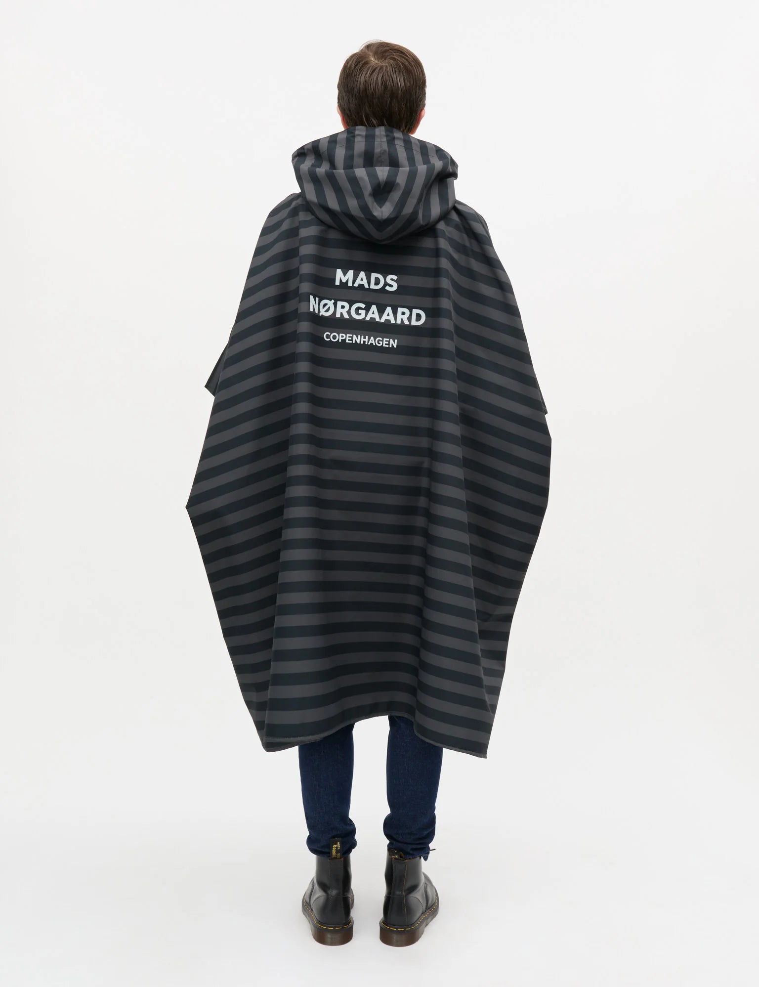 MADS NØRGAARD Rainy Scape Cape - stripe aop/black