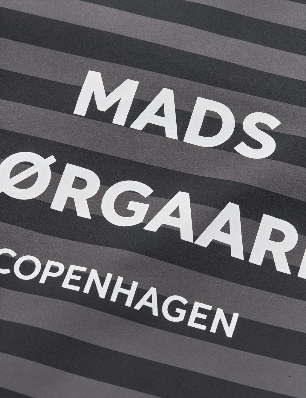 MADS NØRGAARD Rainy Scape Cape - stripe aop/black