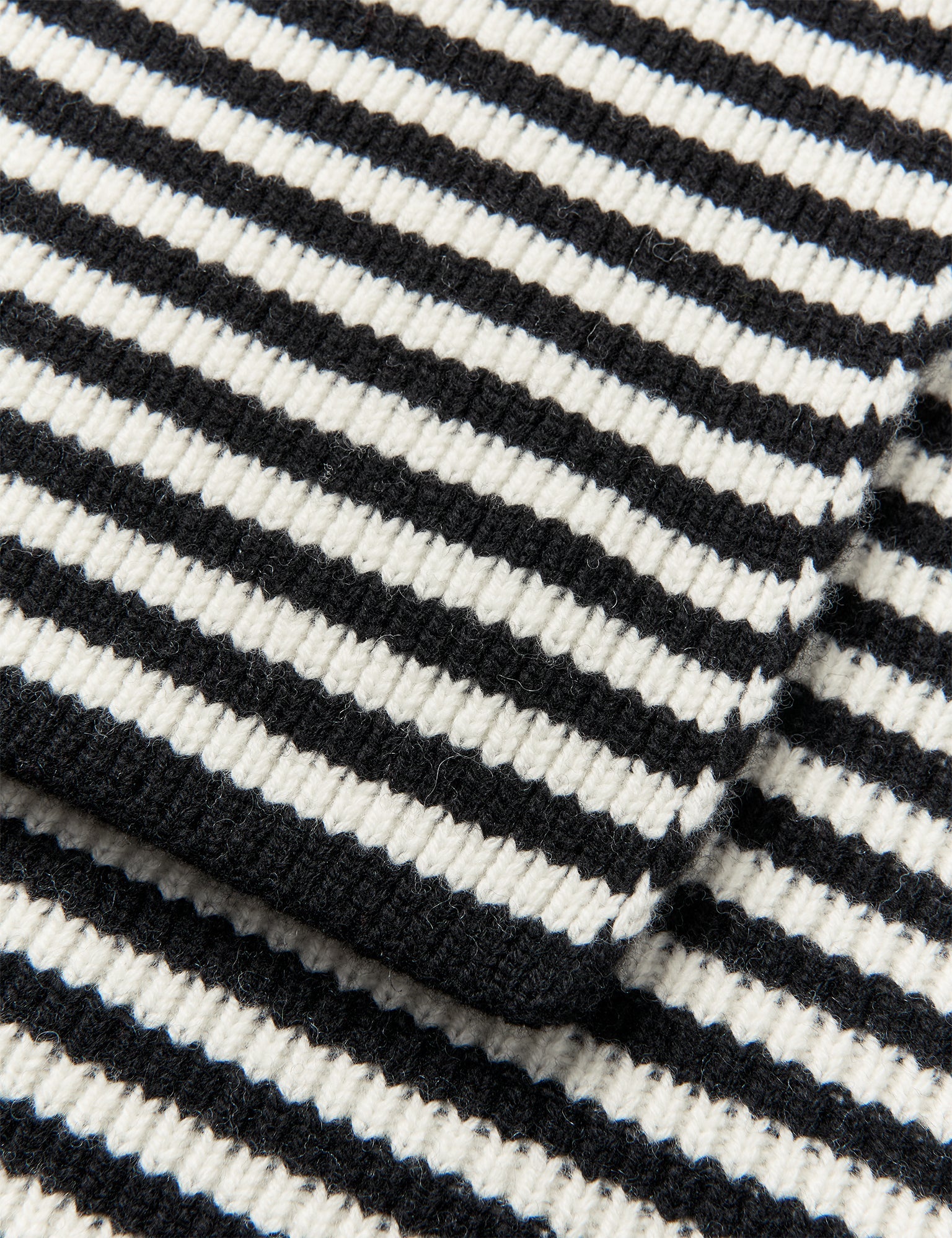 MADS NØRGAARD One Wool Freja Hooded Scarf - black/vanilla ice