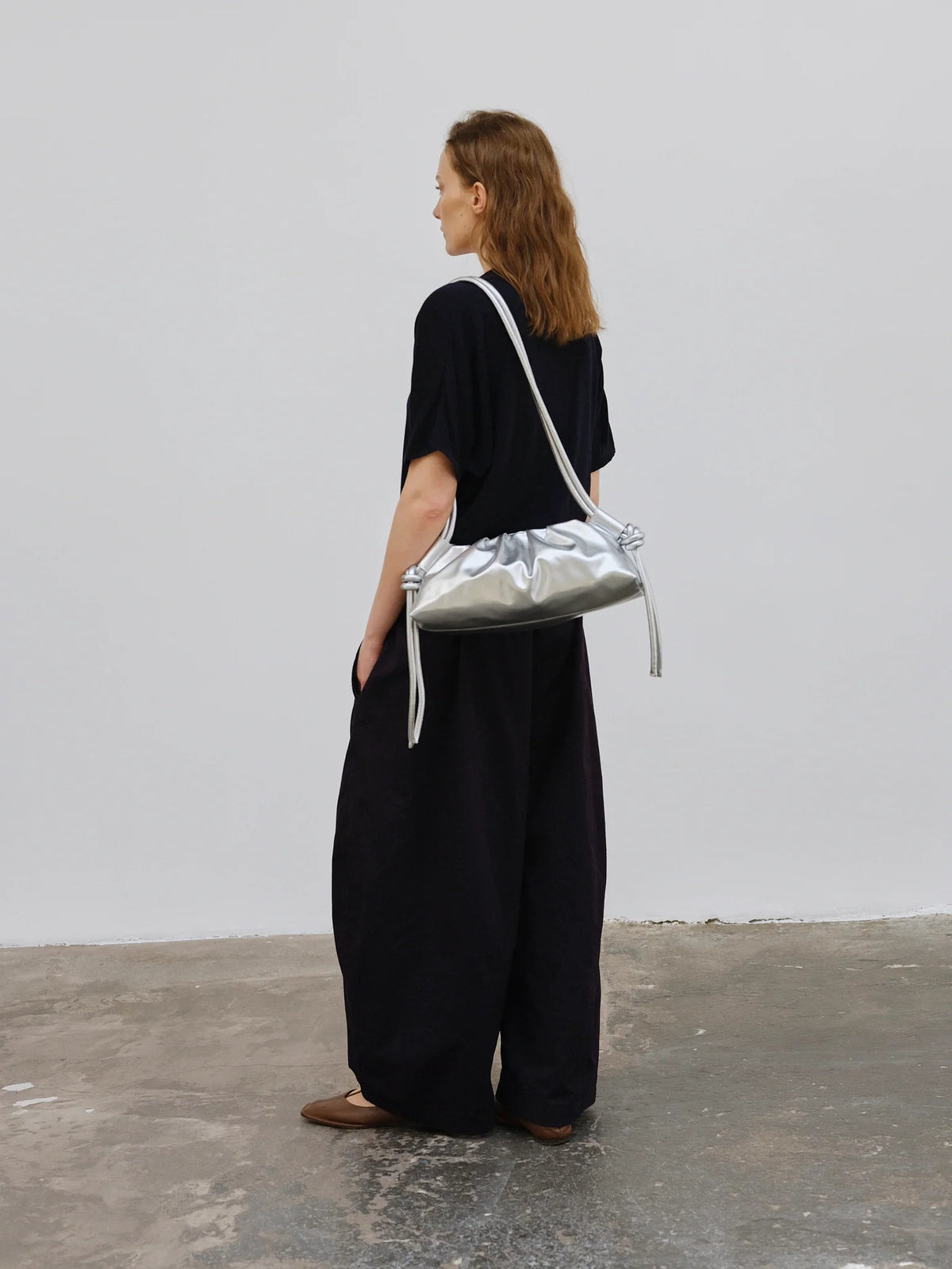 ÖLEND Dumpling Bag - silver