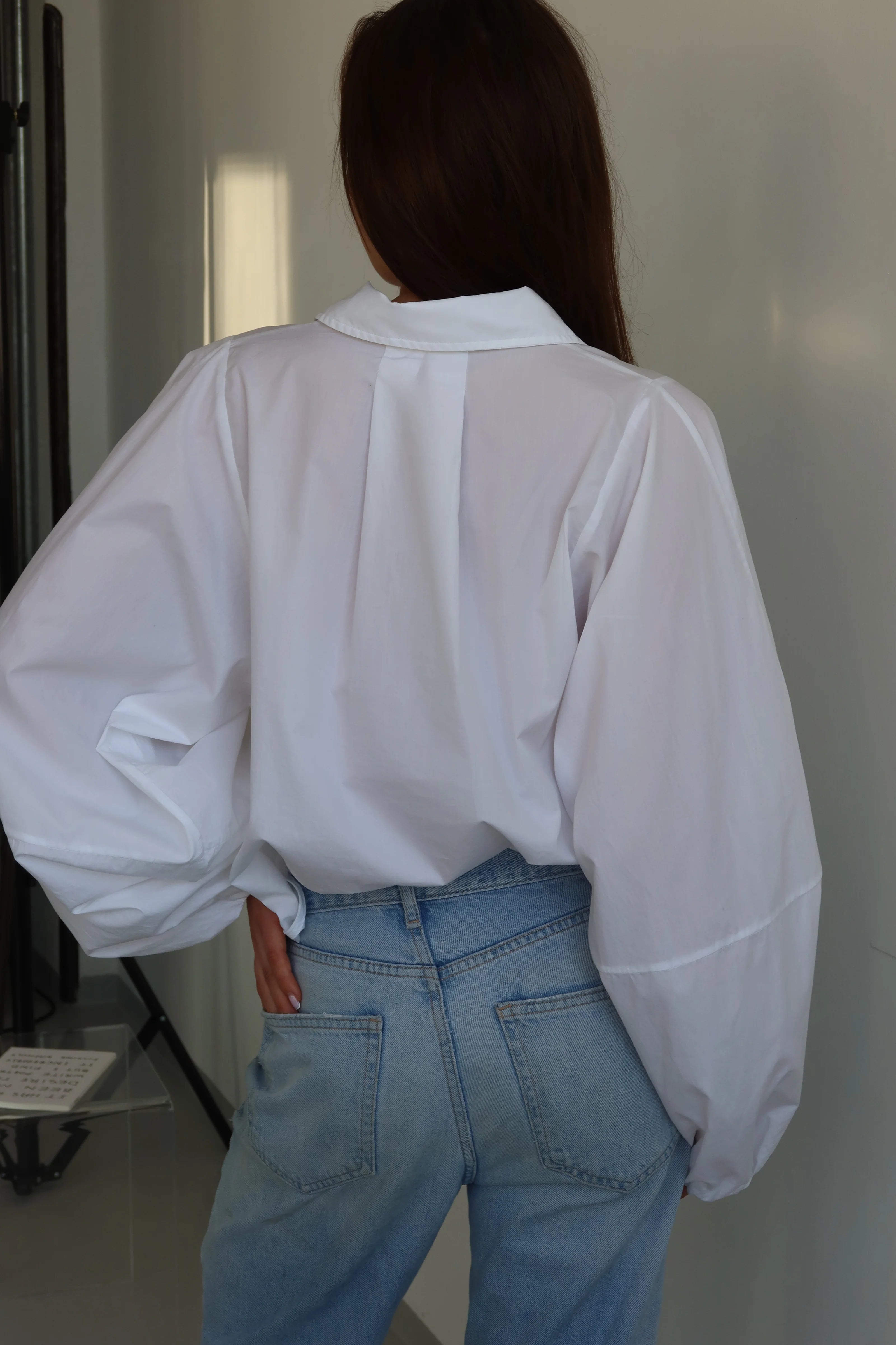 SOHO STUDIOS NOEMI VOLUME BLOUSE white