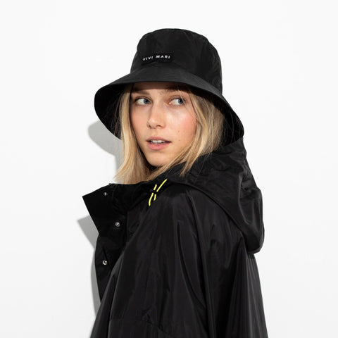 VIVI MARI Bucket Hat solid black