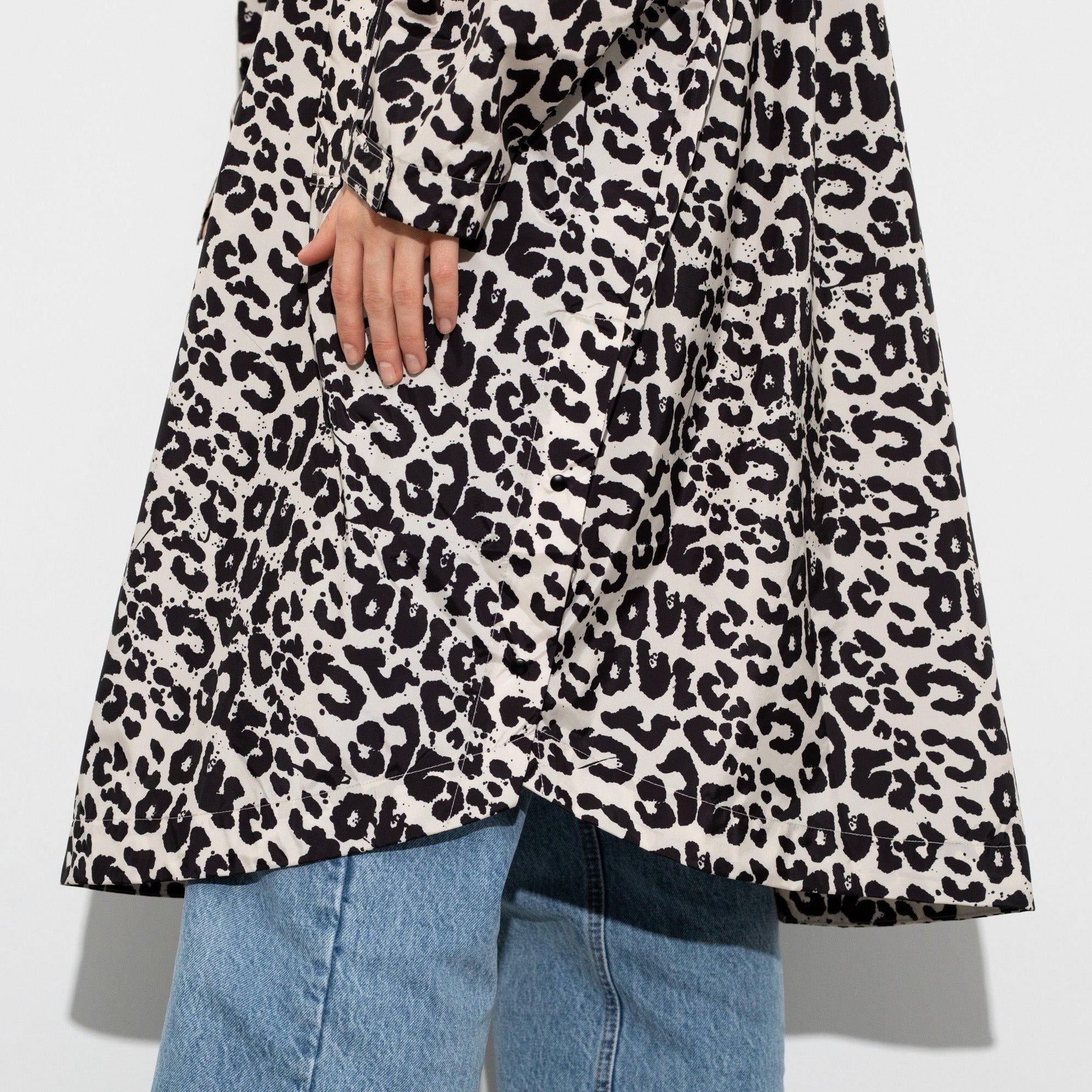 VIVI MARI Raincoat Leo Splashes in der Farbe black/sand