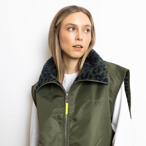 VIVI MARI Reversible Bomber Vest - olive/leo navy-olive