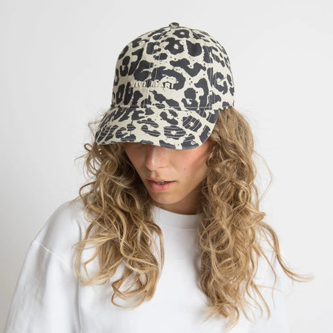 VIVI MARI Cap leo splashes black-sand/sand