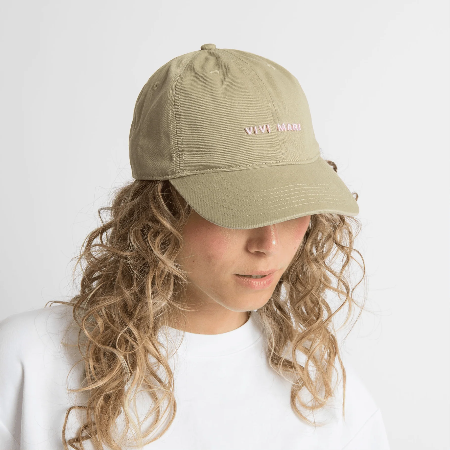 VIVI MARI Cap solid pale olive/rosé