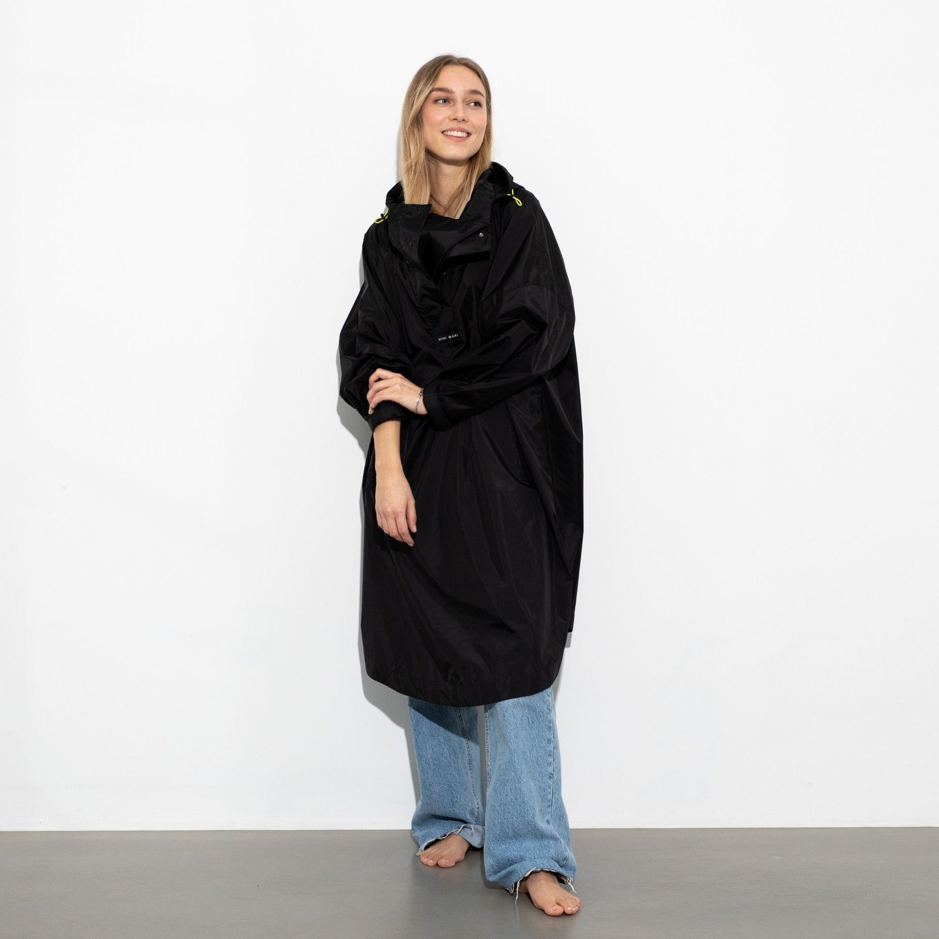 VIVI MARI Raincoat solid black