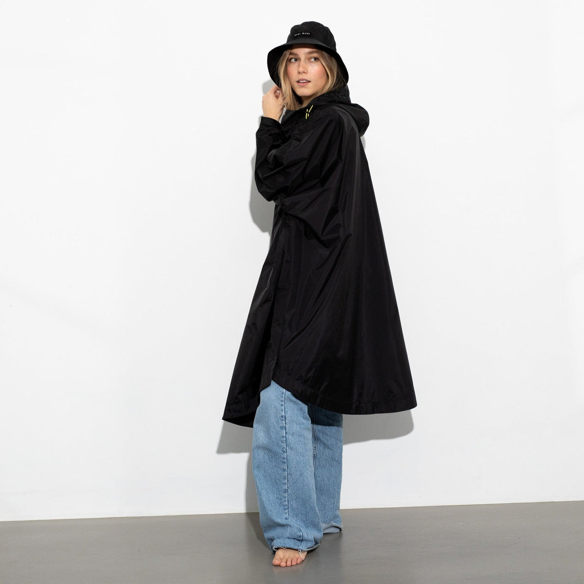 VIVI MARI Raincoat solid black