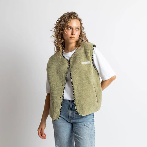 VIVI MARI Teddy Fleece Vest - pale olive