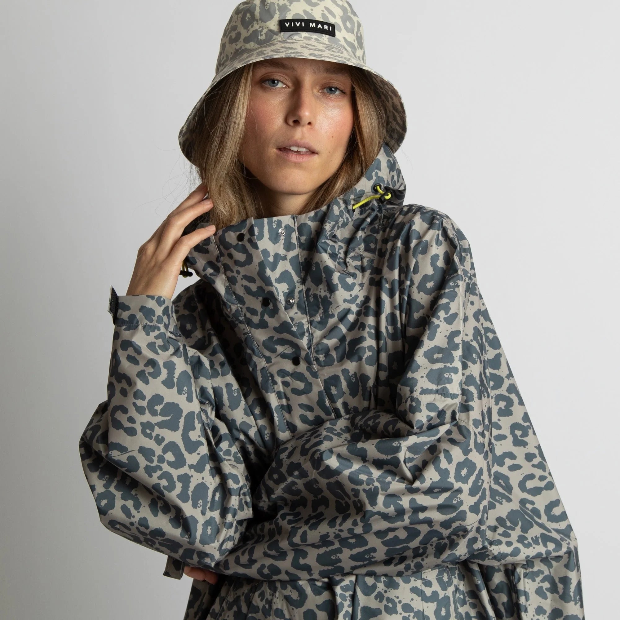 VIVI MARI Raincoat Leo splashes dark grey/mushroom