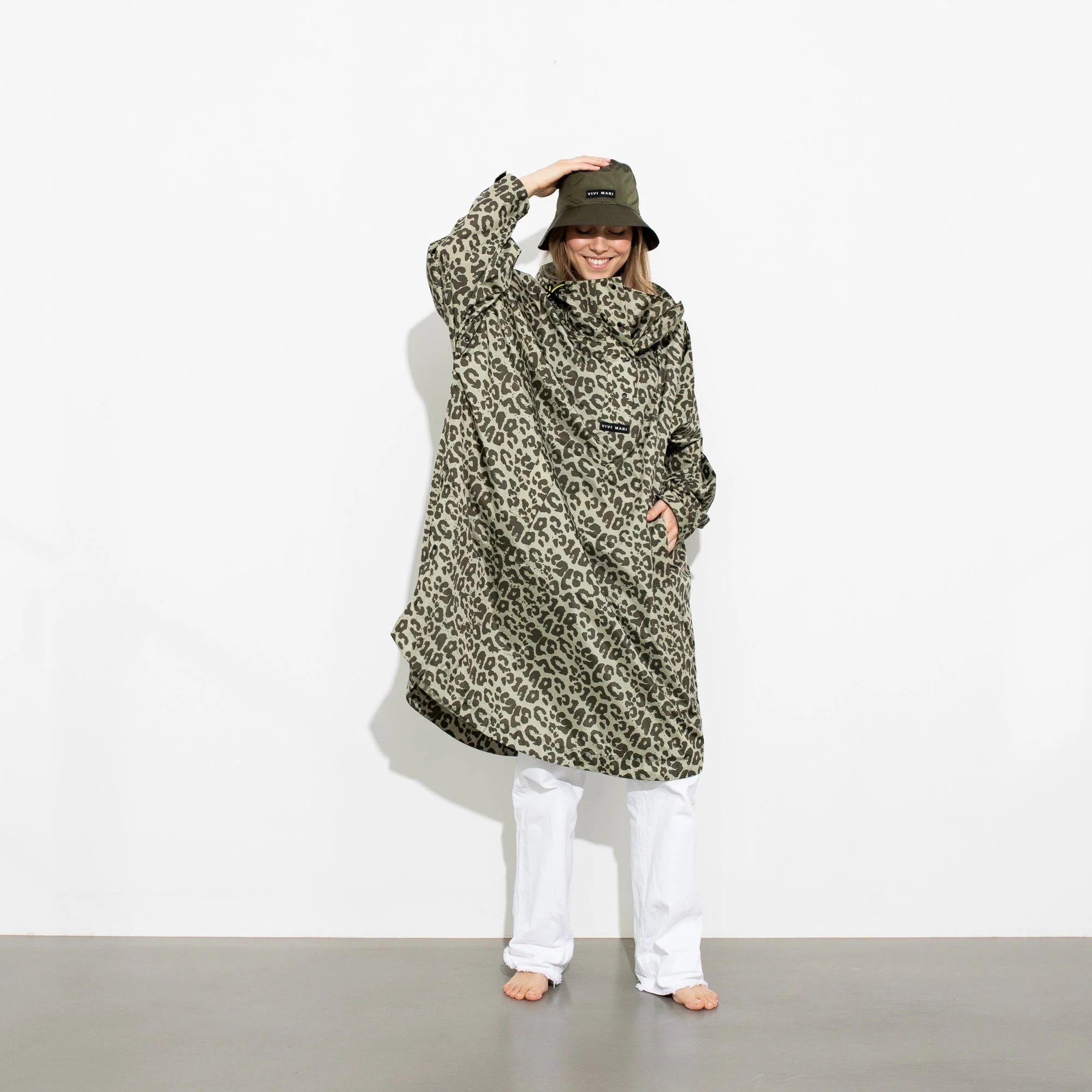 VIVI MARI Raincoat Leo splashes olive/pale olive