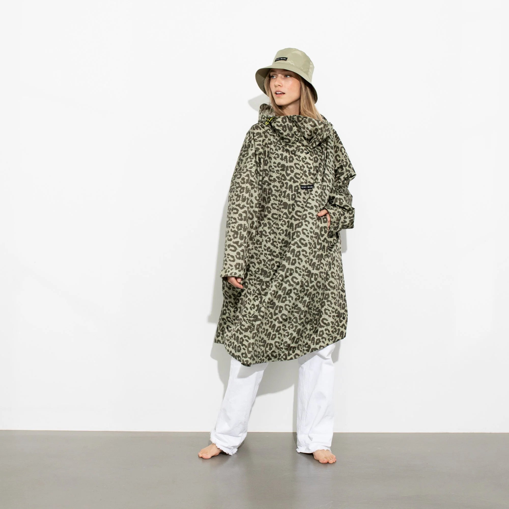 VIVI MARI Raincoat Leo splashes olive/pale olive