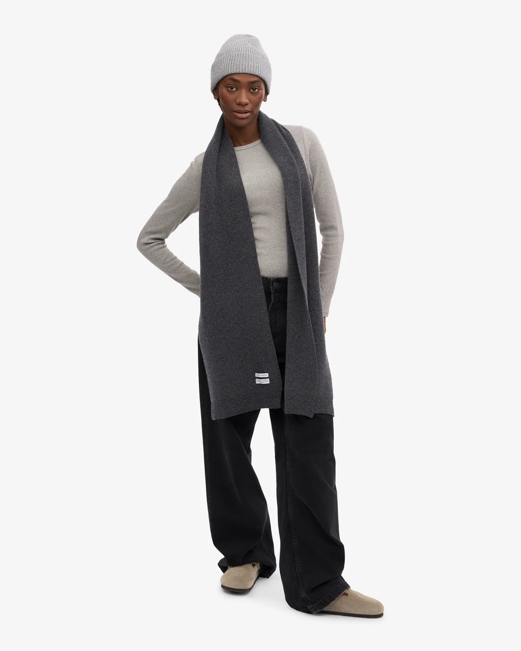 COLORFUL STANDARD Merino Wool Scarf lava grey